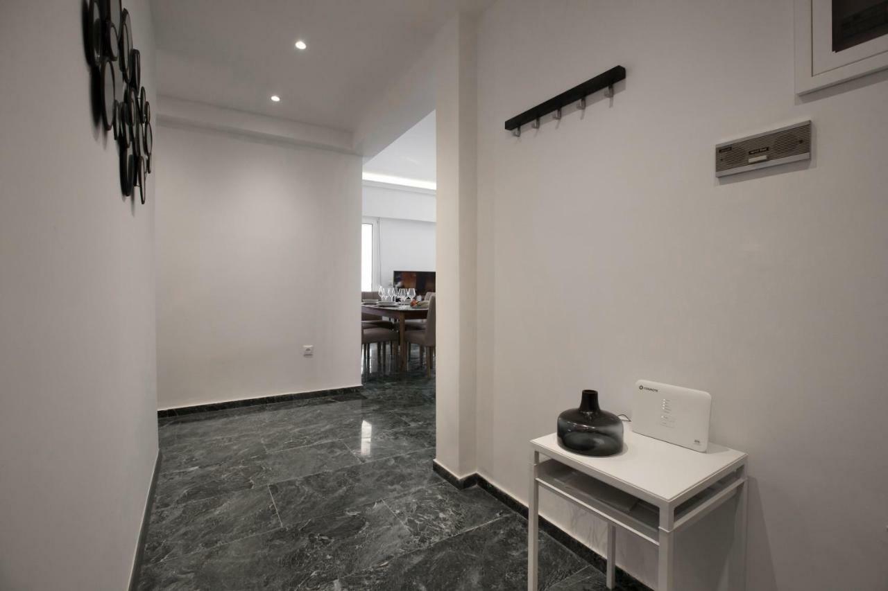 Roomy And Comfortable Apartment Near Acropolis By Ghh Atenas Exterior foto